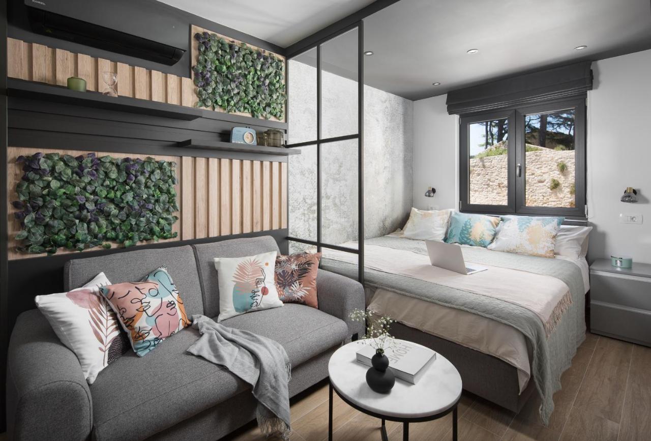 City Walls Apartment Новиград Екстериор снимка